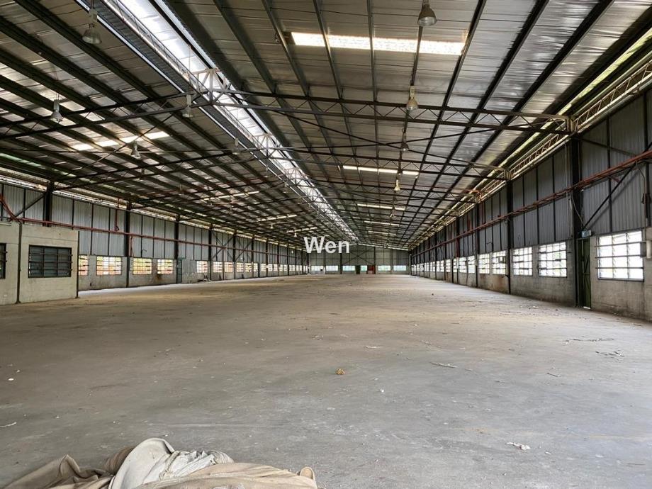 Detached factory for Rent