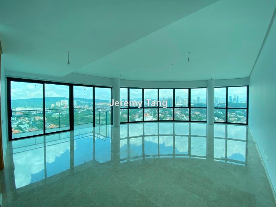 Private Lift Lobby Residence with Open Views