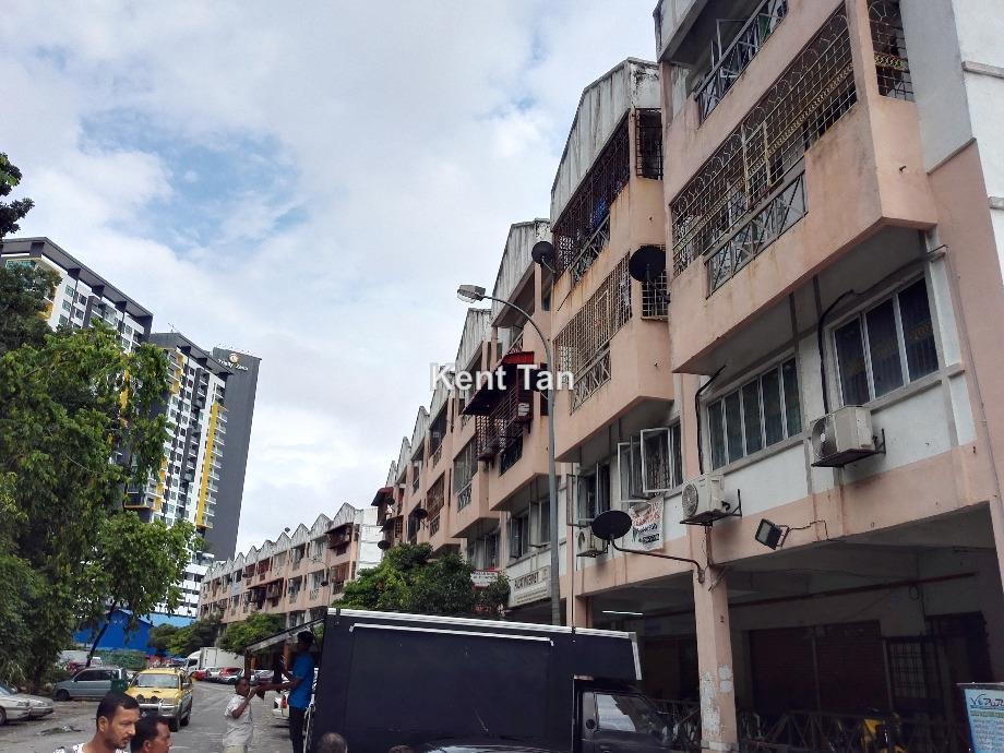 Flat for Rent