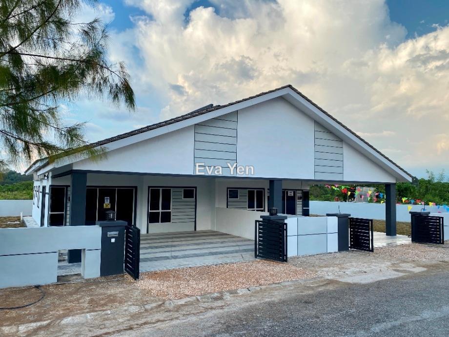 Semi-D house for Sale