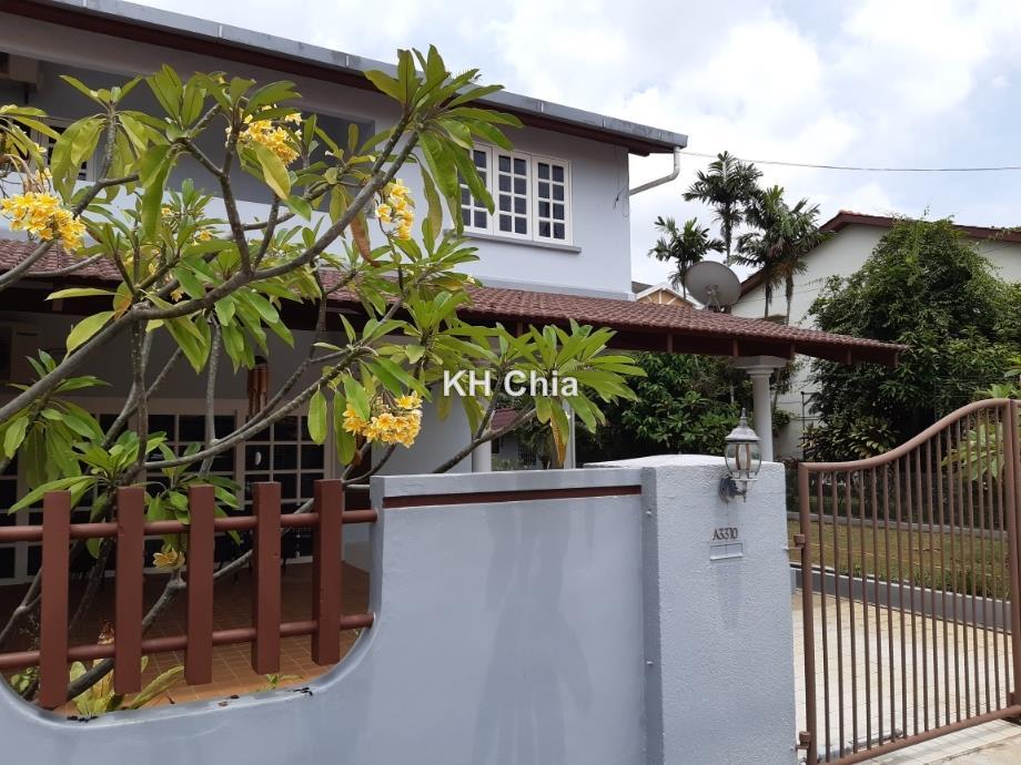 Semi-D house for Sale