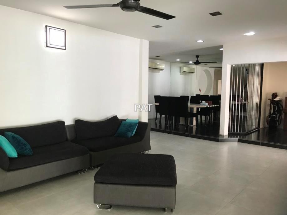 Semi-D house for Sale