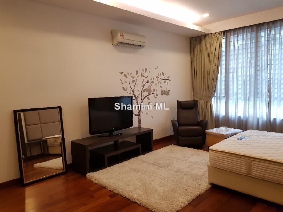Semi-D house for Sale