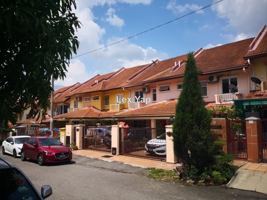 Terrace house for Sale