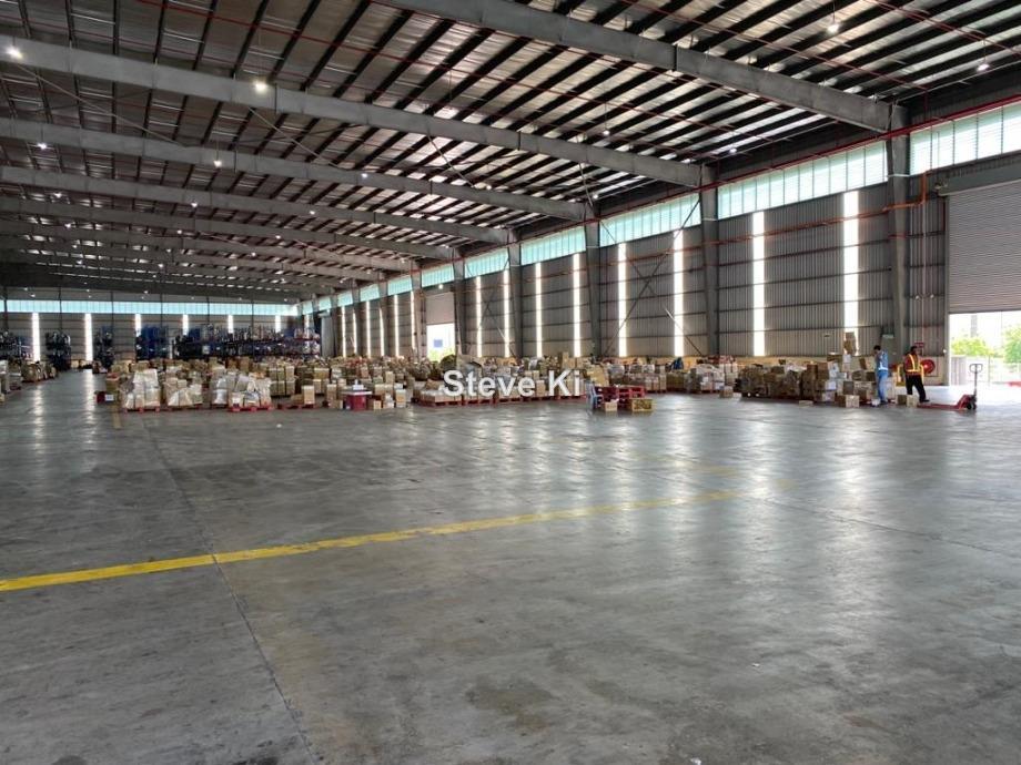 Semi-D factory for Rent