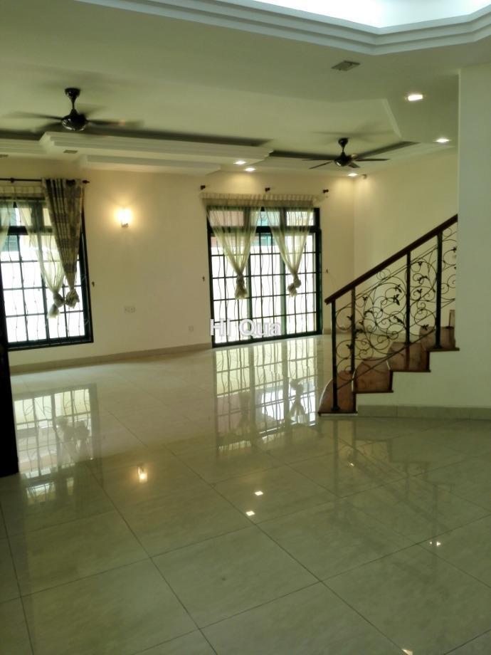 Semi-D house for Sale