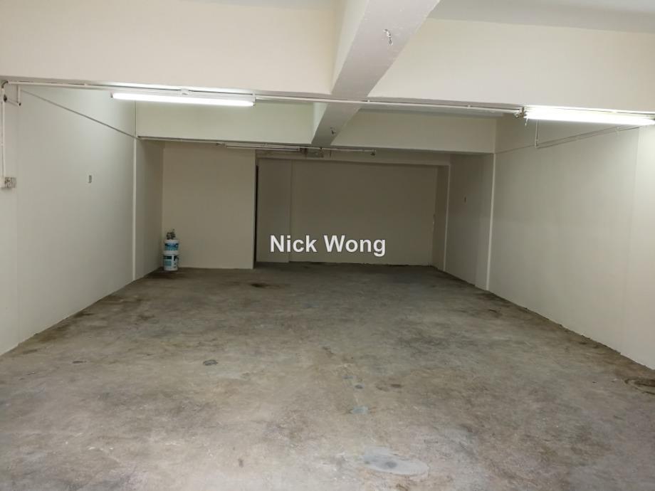 Shop for Rent