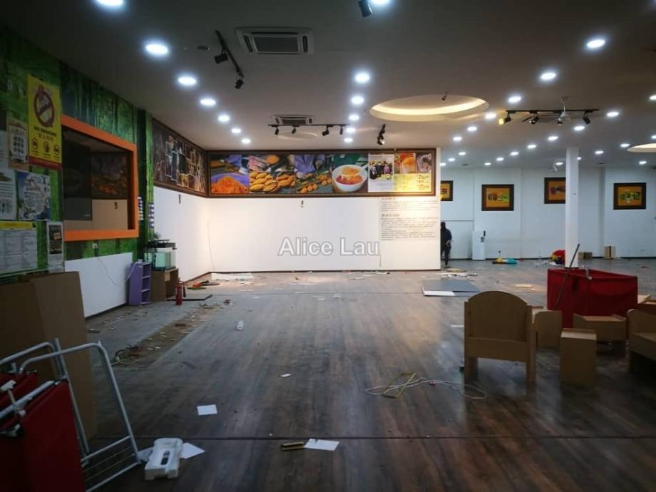 Semi-D factory for Sale