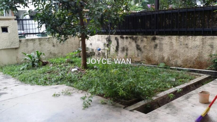 Terrace house for Sale