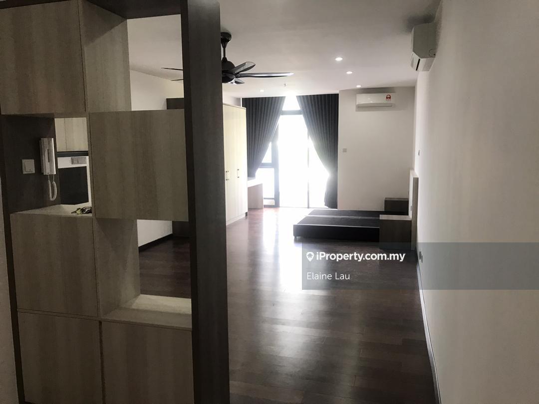 Queensville soho for Sale