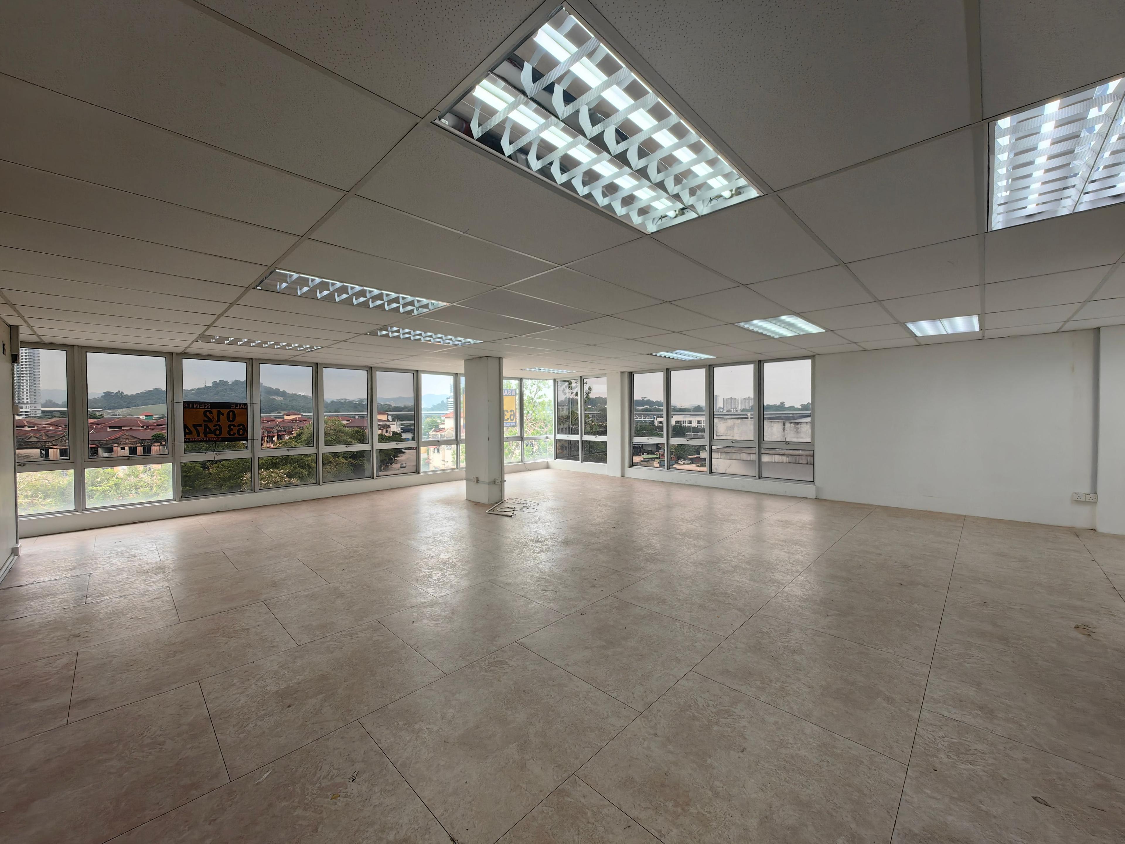 Office unit for sale (corner)