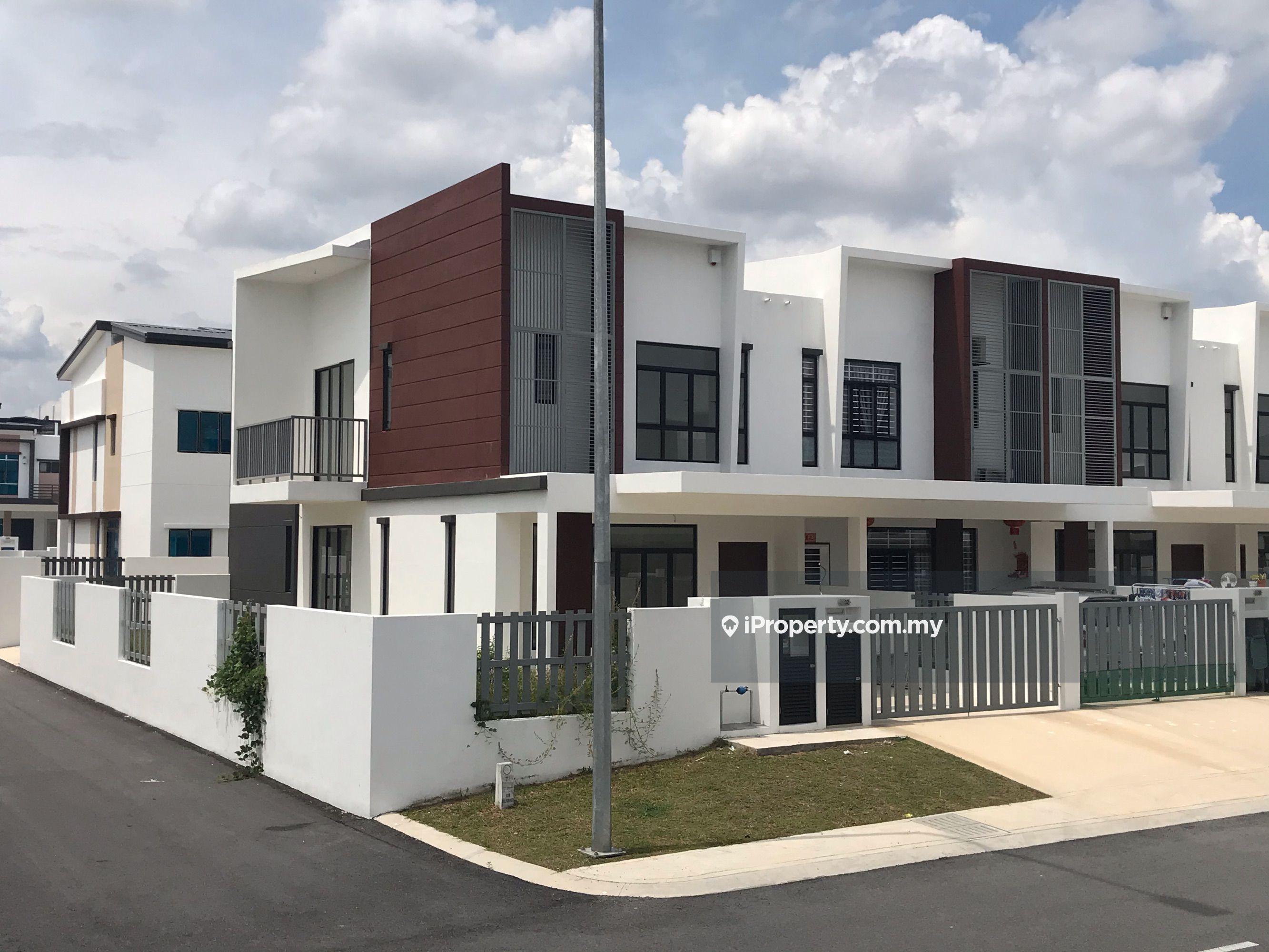 Terrace house for Sale
