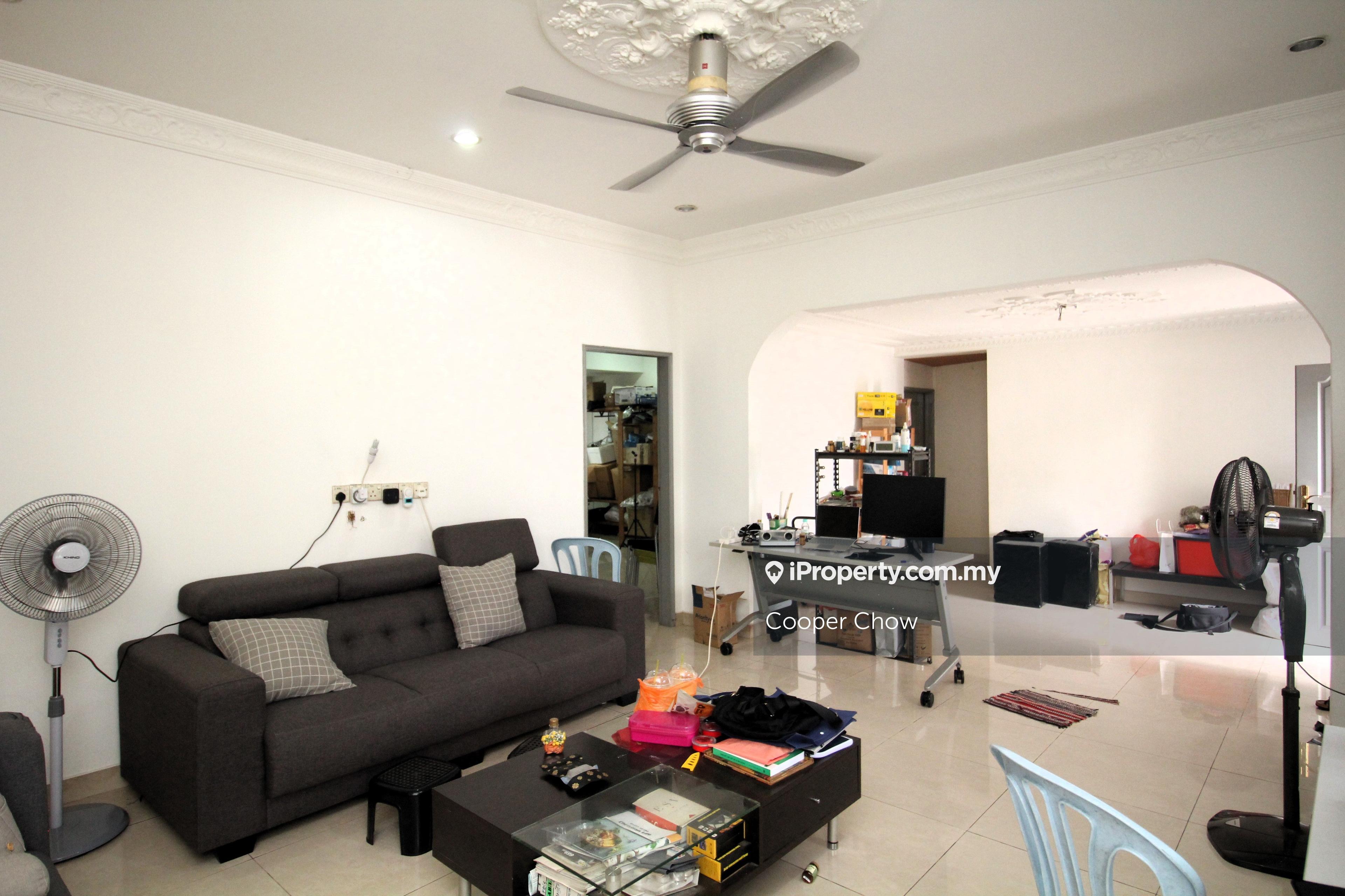 Petaling Jaya SS 1, 1-Sty Corner Bungalow For Sale