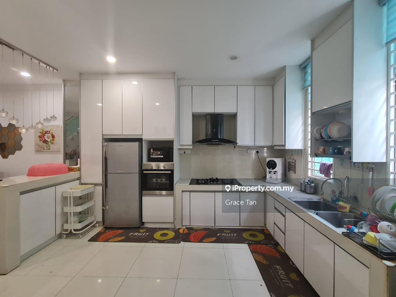 Save Your Renovation Cost ! ! Fully Furnished & Renovated !!
