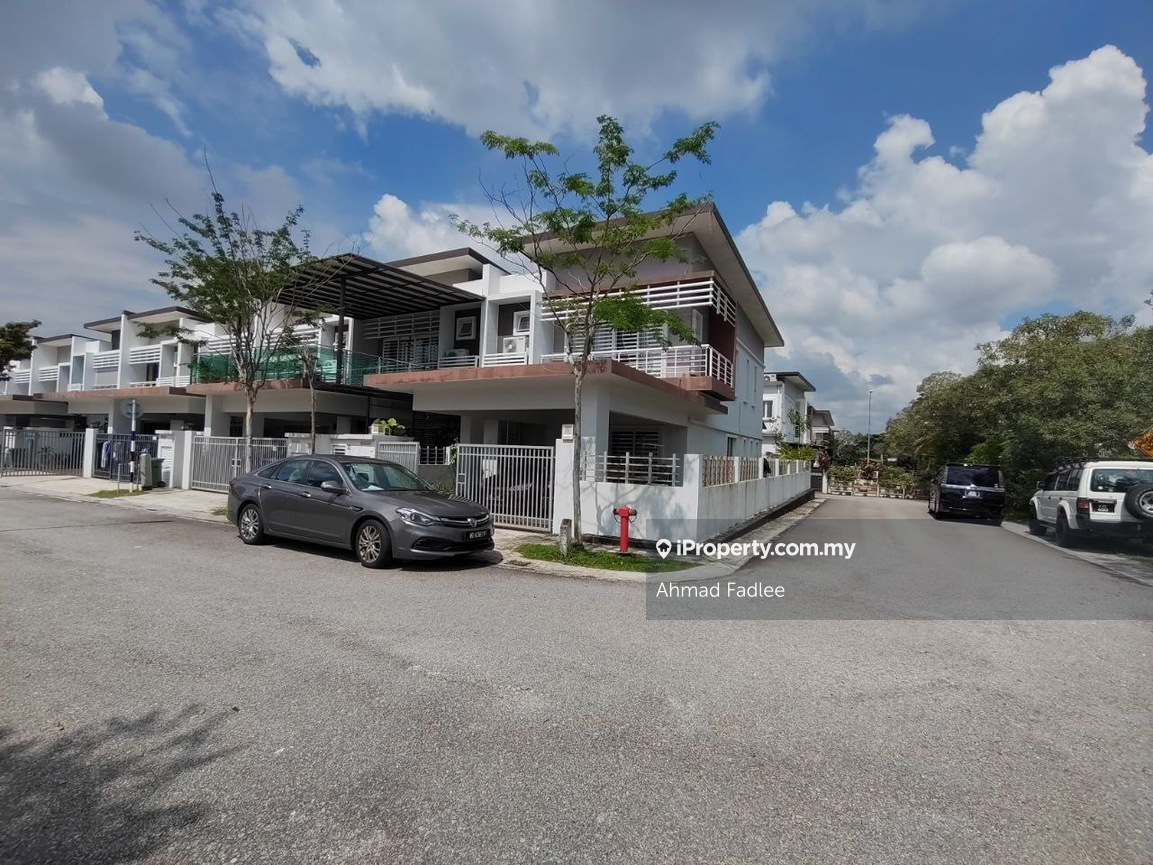 End Lot 2 Storey Terrace Laman Azalea Nilai Impian