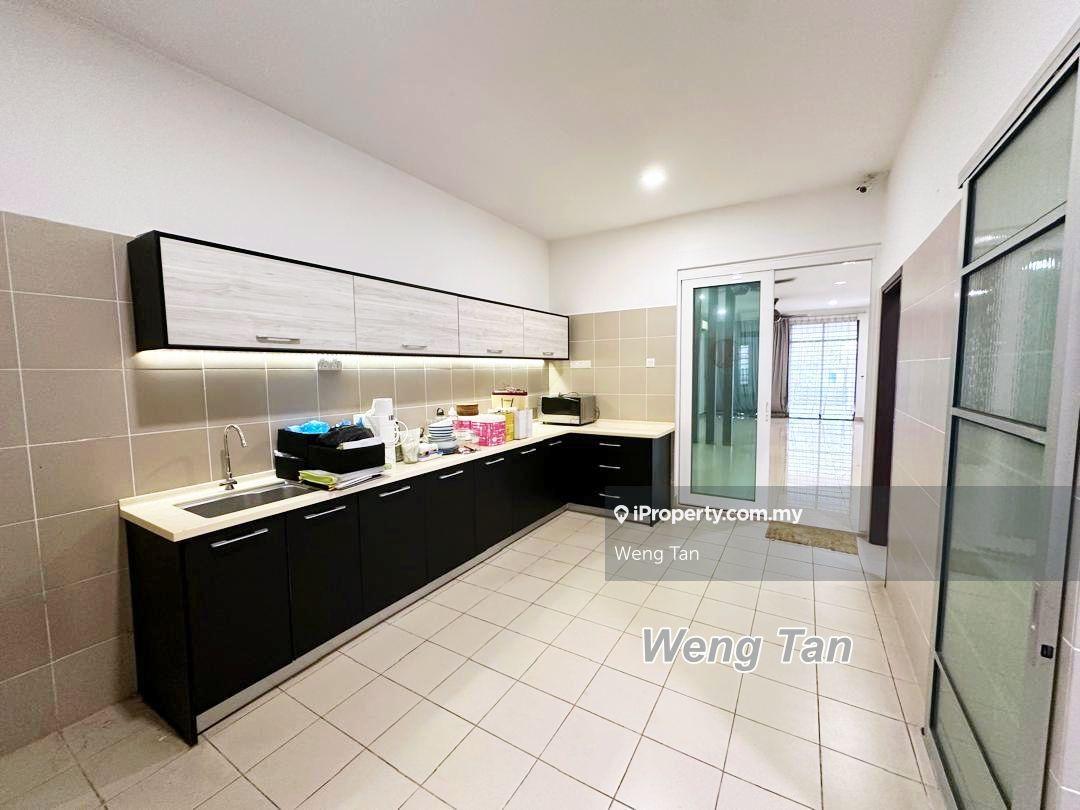 Shah Alam Glenmarie Laman Glenmarie Renovated 2sty superlink