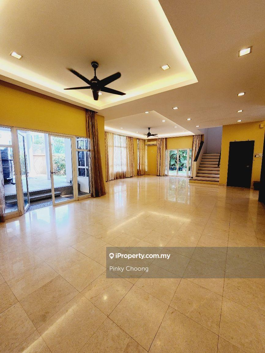 Very spacious bungalow 