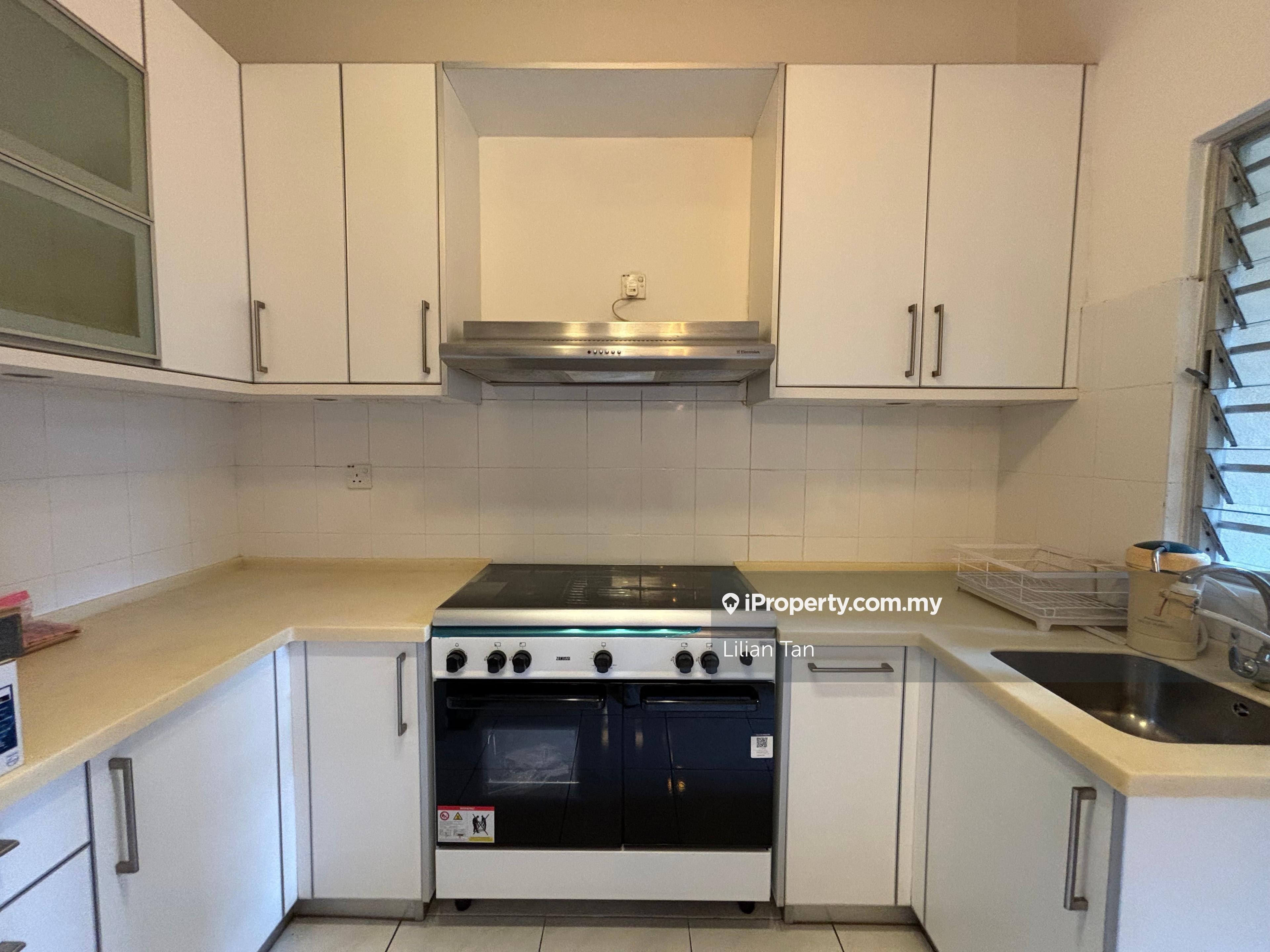 Opposite LRT Tastefully Furnished Newly Refurbished Seri Maya For Rent