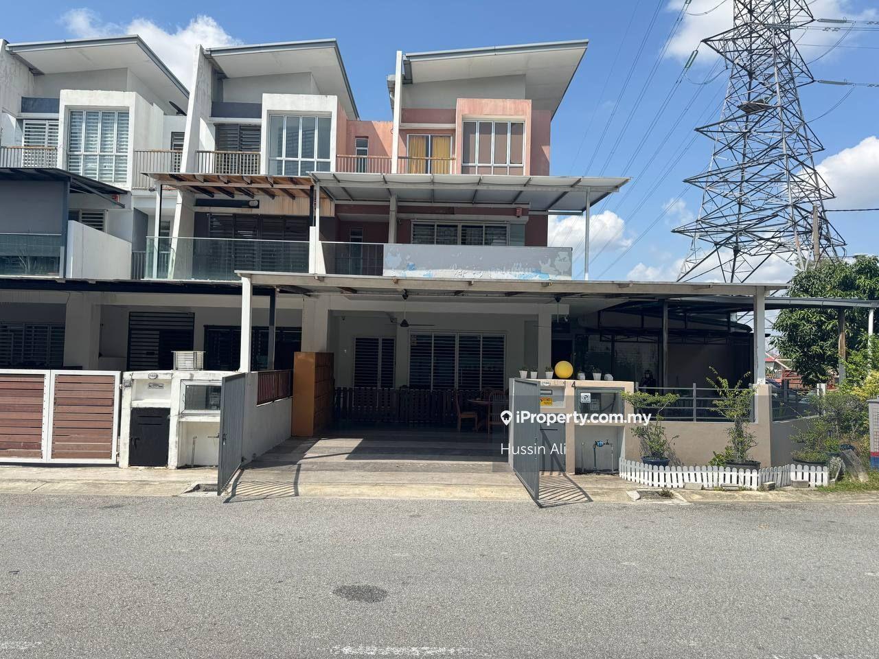 Corner Unit Renovated, Taman Selaseh Fasa 2, Gombak, 3 Storey