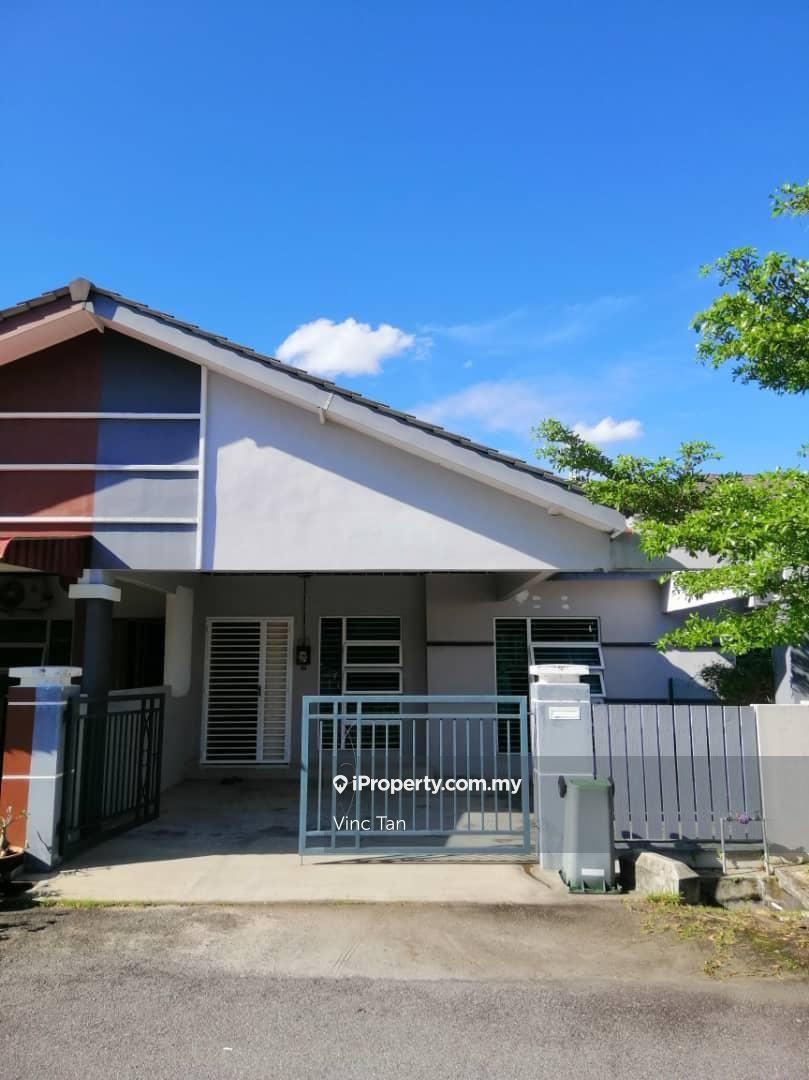 Vacant 1 Storey Bukit Katil Damai Terrace at Ayer Keroh Area