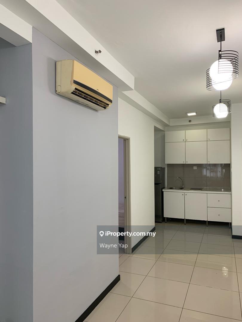 Centrestage Designer Suite Below Market Rm100k 100% Loan Renovated