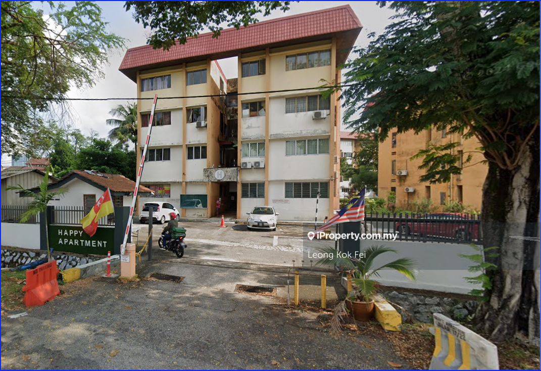 Situated in a convenient location, close to all local amenities