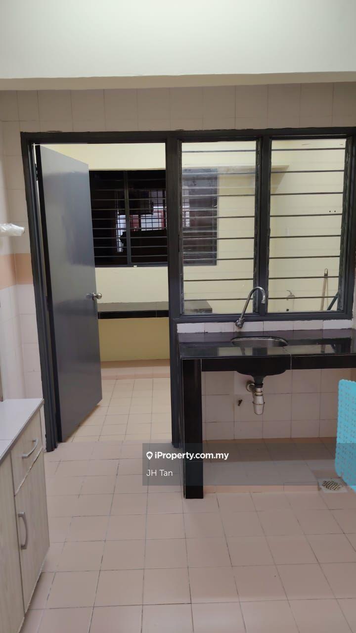 Apartment Damai Subang Bestari for Rent
