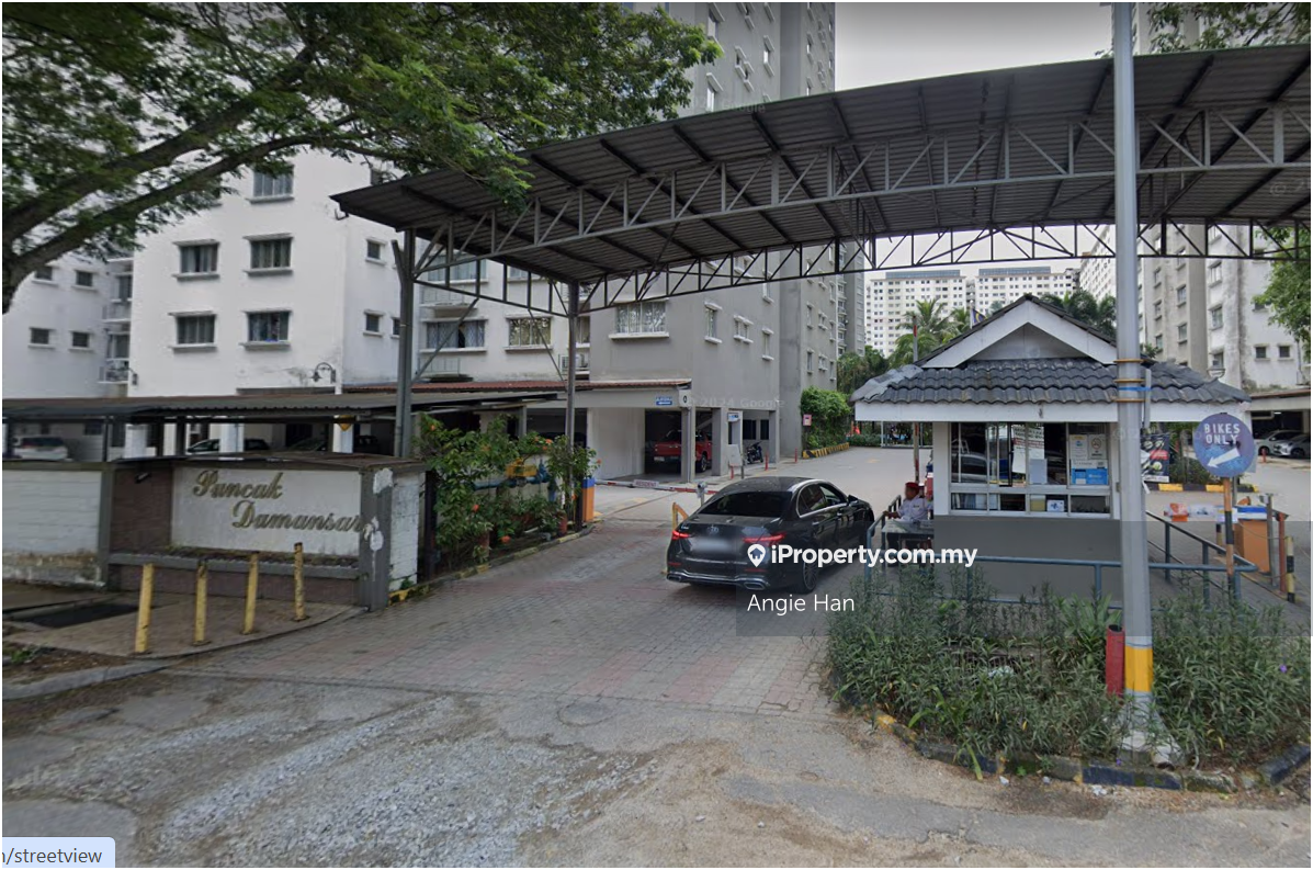Puncak Damansara Kampung Sungai Kayu Ara Petaling Jaya