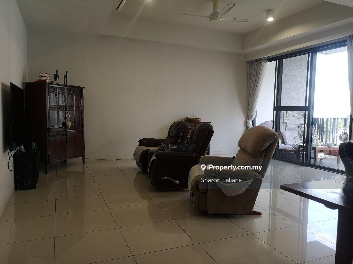 Verdana is a low density development located in the heart of Dutamas. 