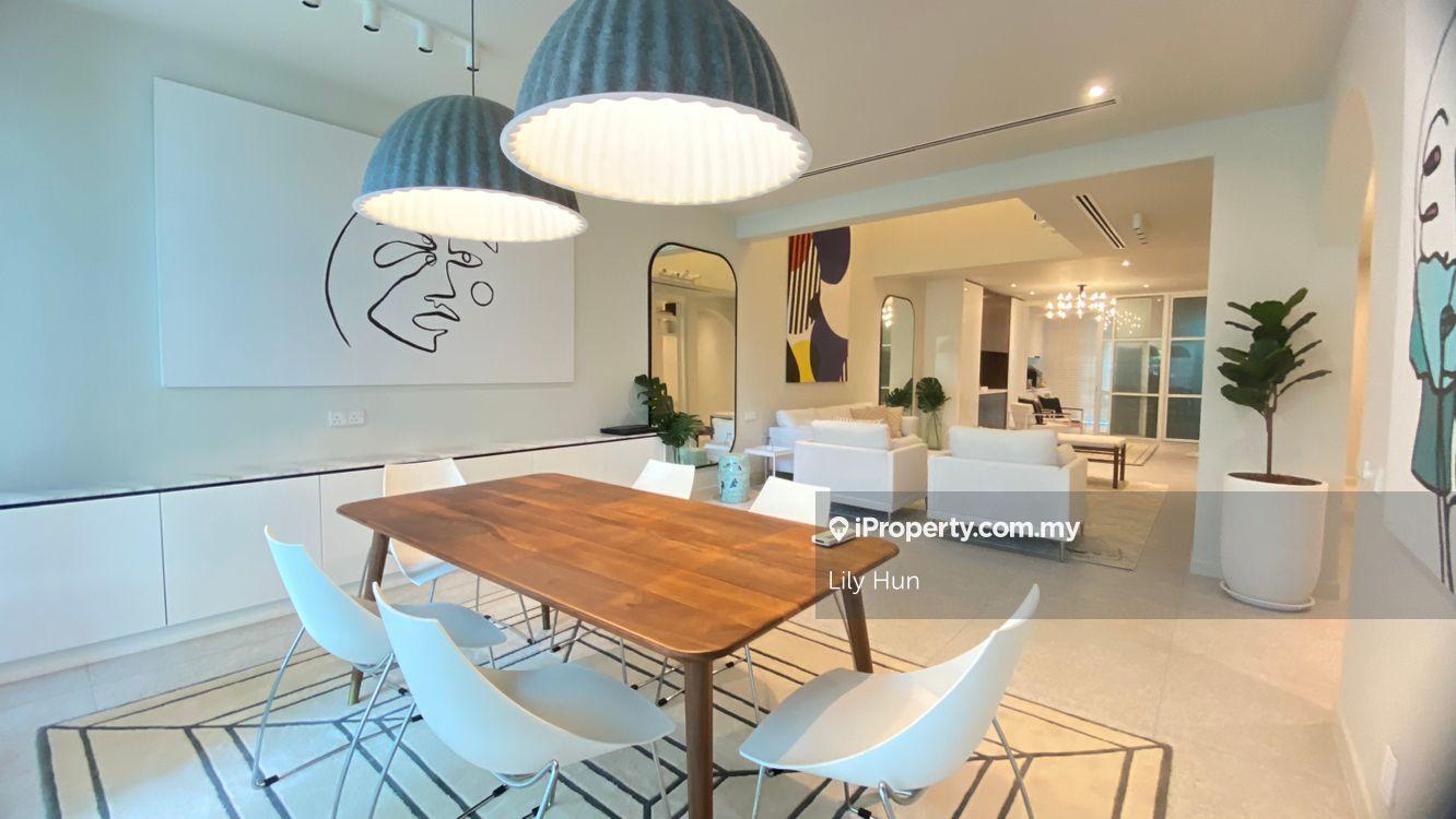 East Residence Townhouse for Sales