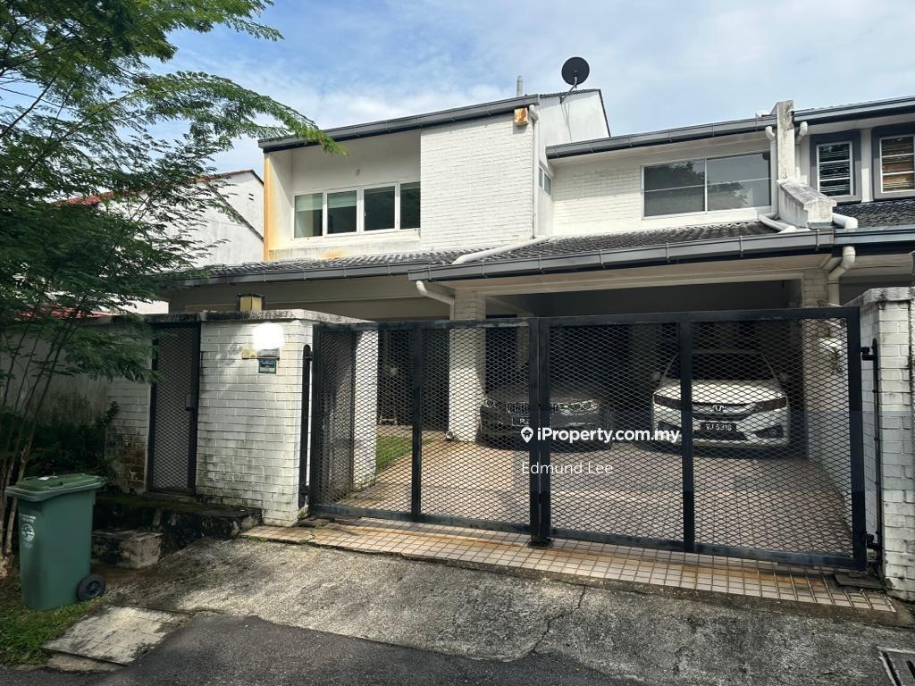 Amazing Renovation And Great Location Semi-D For Sale Ttdi