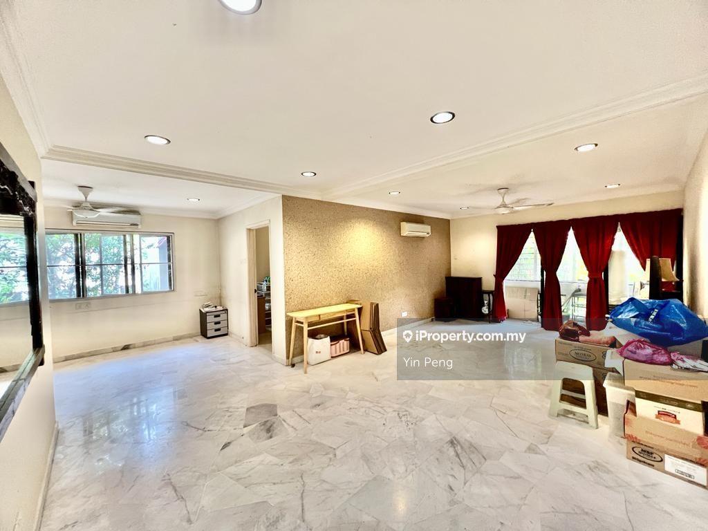Ground Floor Apartment - Unique & Cozy 