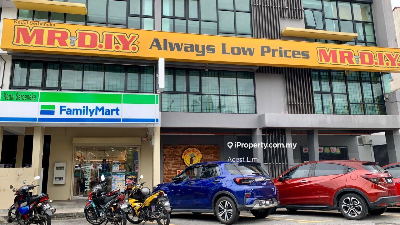 Brand New Bandar Tasik Puteri Double Strorey Shoplot