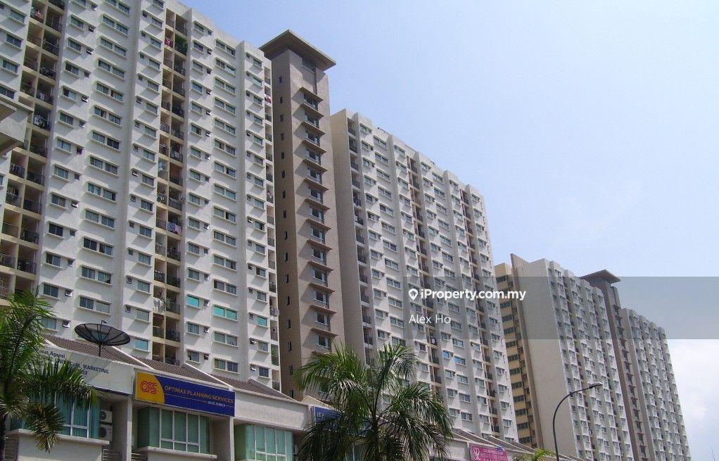 Below Market!! Symphony Park, 732sf, High Floor, Strategic Location