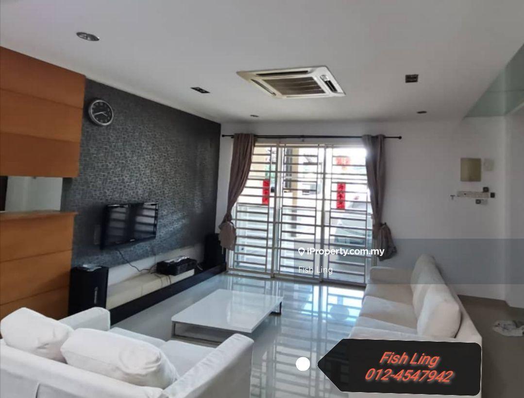3 Story Terrace House Near Public Bank Raja Uda With Furnished.