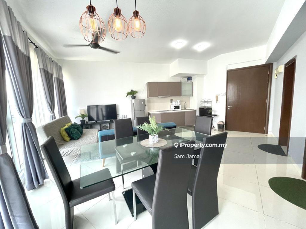 Fully Furnished Regalia Suites Next To Lrt Sunway Putra Mall