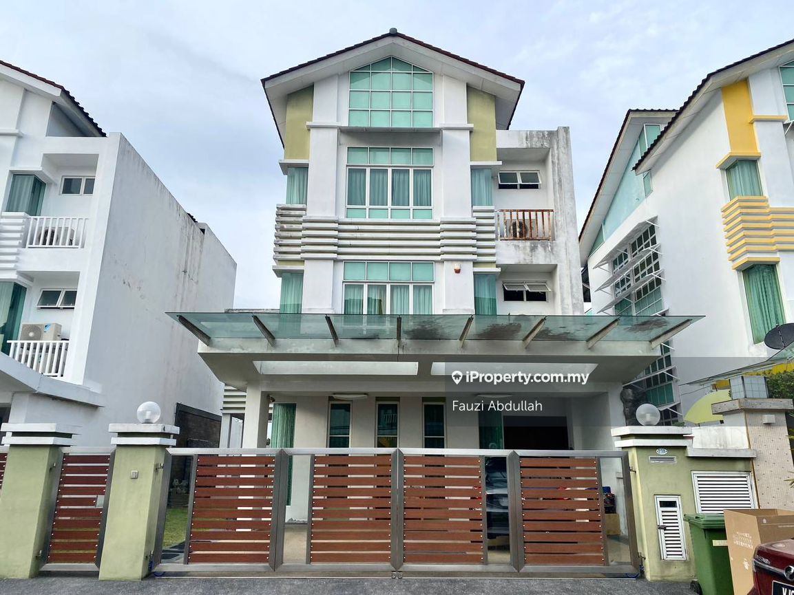 Tiara Residence Kajang 3 Storey Bungalow Renovated