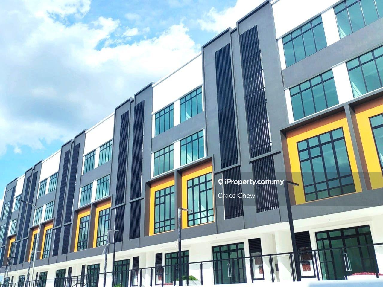 Brand New 4 Storey Shoplot at Pelangi Avenue @Taman Pelangi for Rent