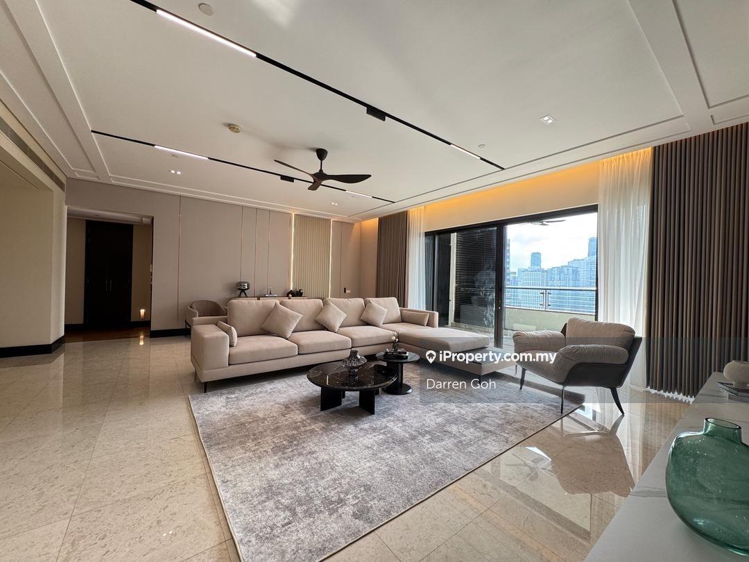 Spacious and Convenient Living at Binjai On The Peak 
