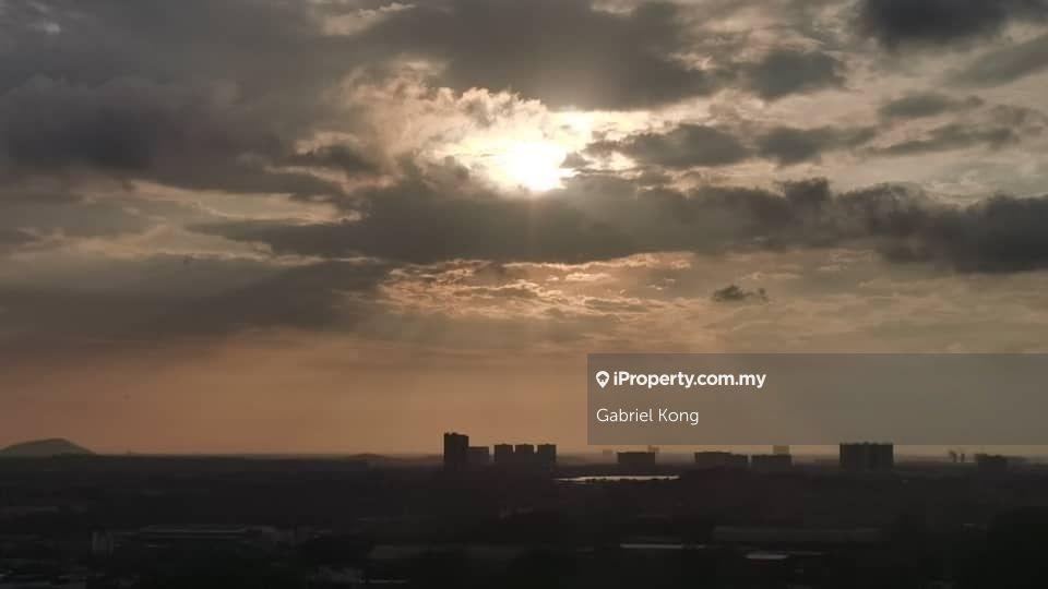 Corner Unit 16th floor 2 Carpark Vision Residence Cyberjaya