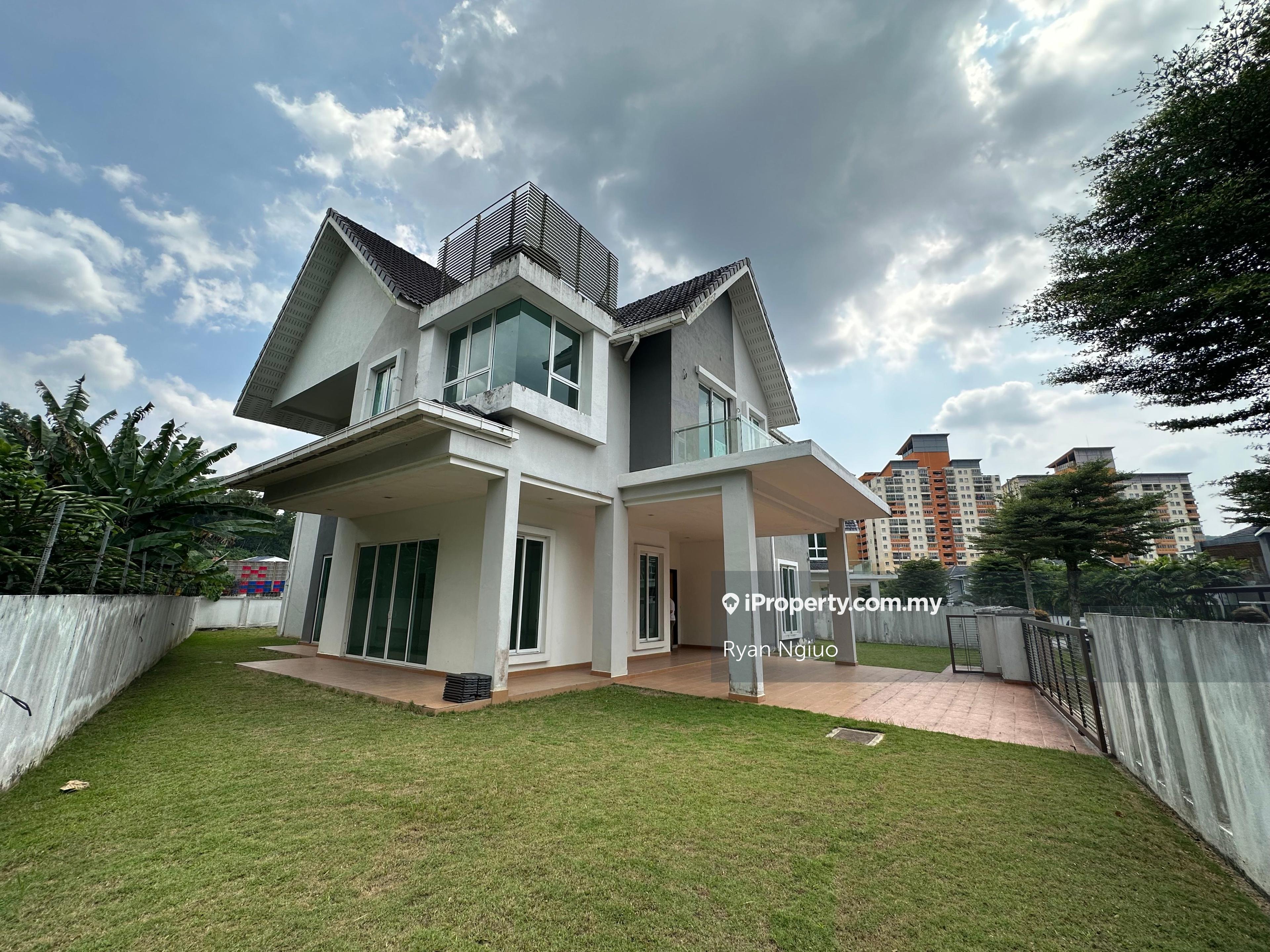 Bungalow House for Sale