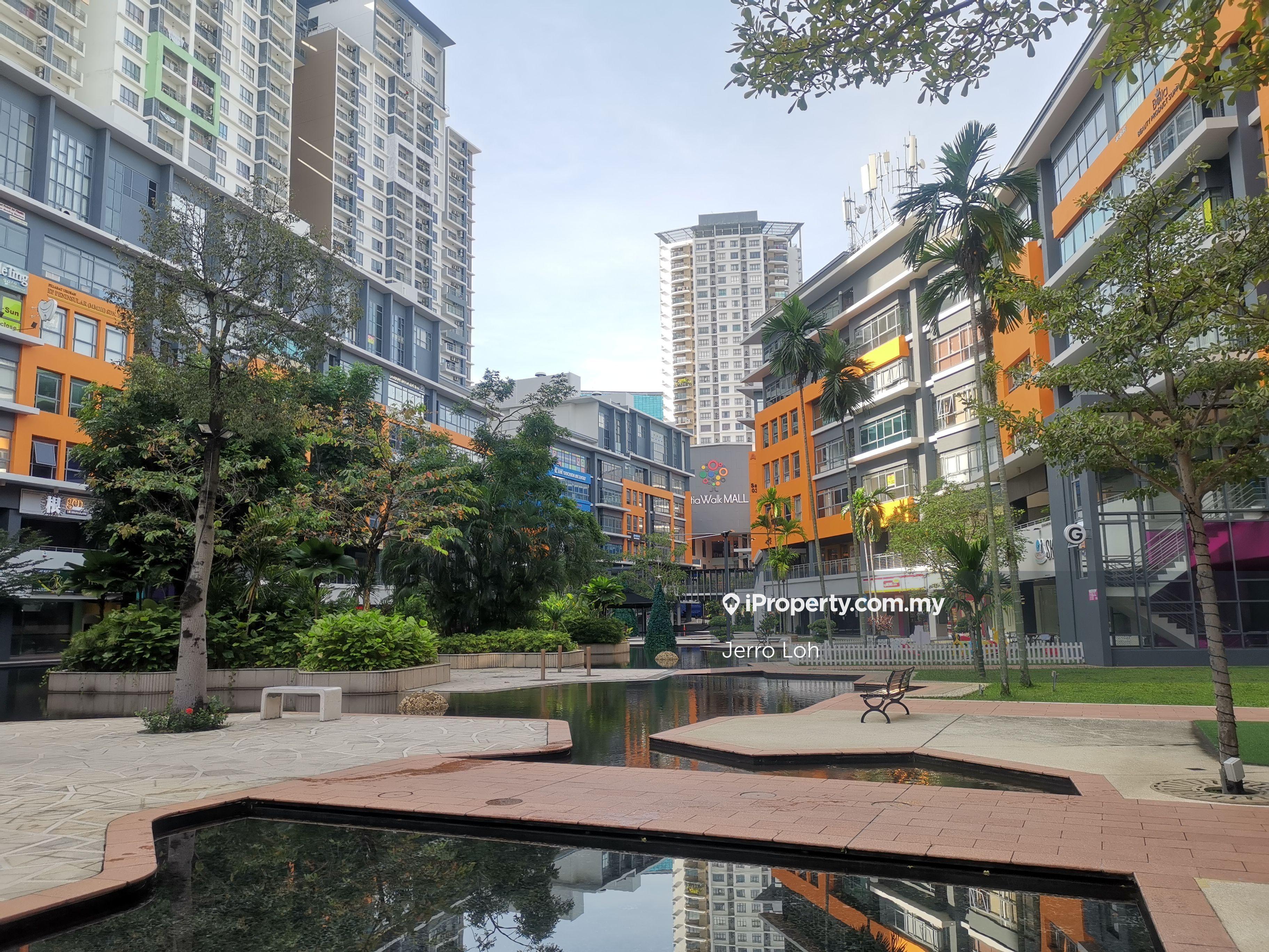 Puchong Setiawalk Enbloc Building Facing LDP Highway For Sale  