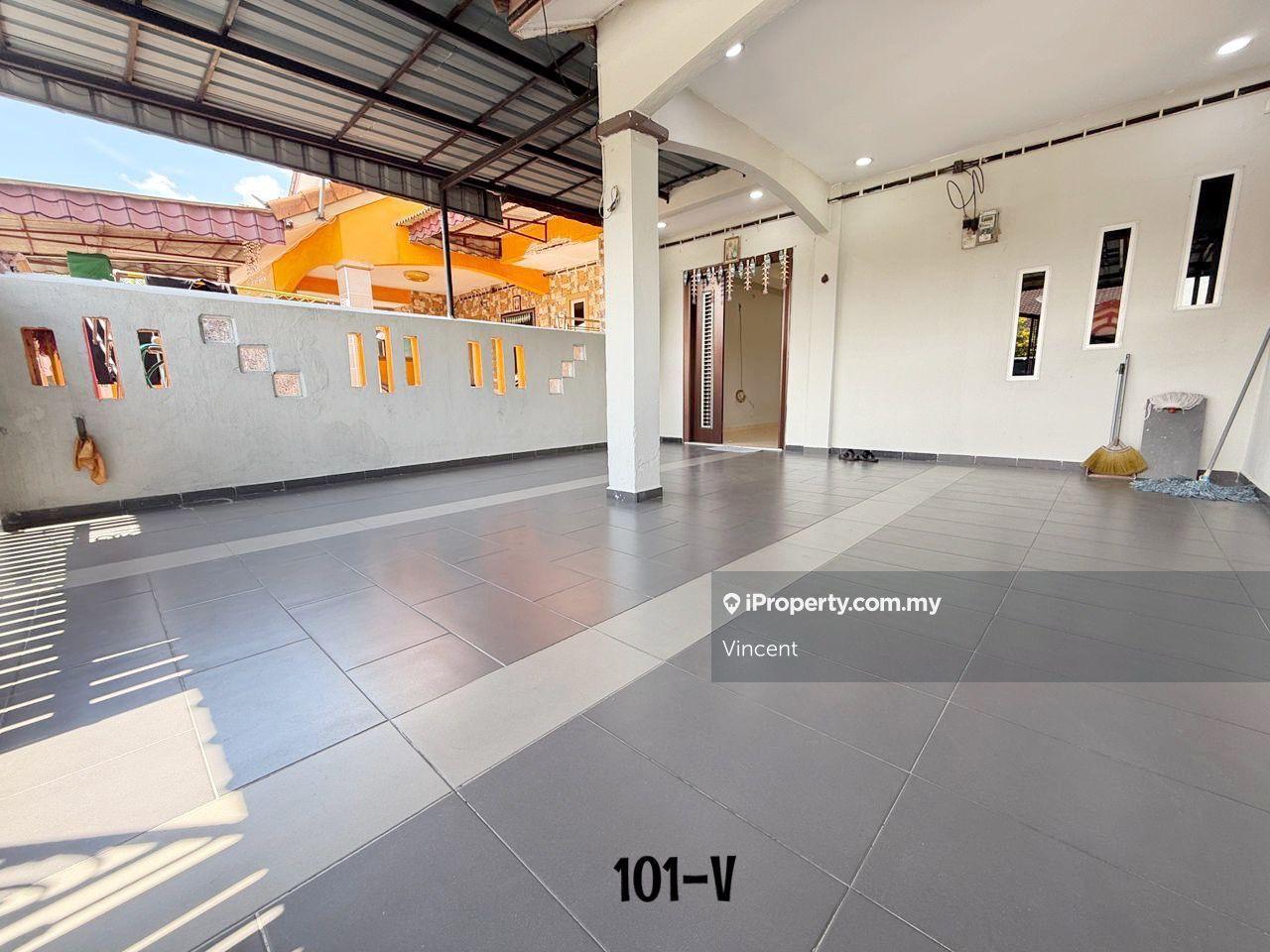 Kota Pendamar 1.5 Storey Terrace House Klang