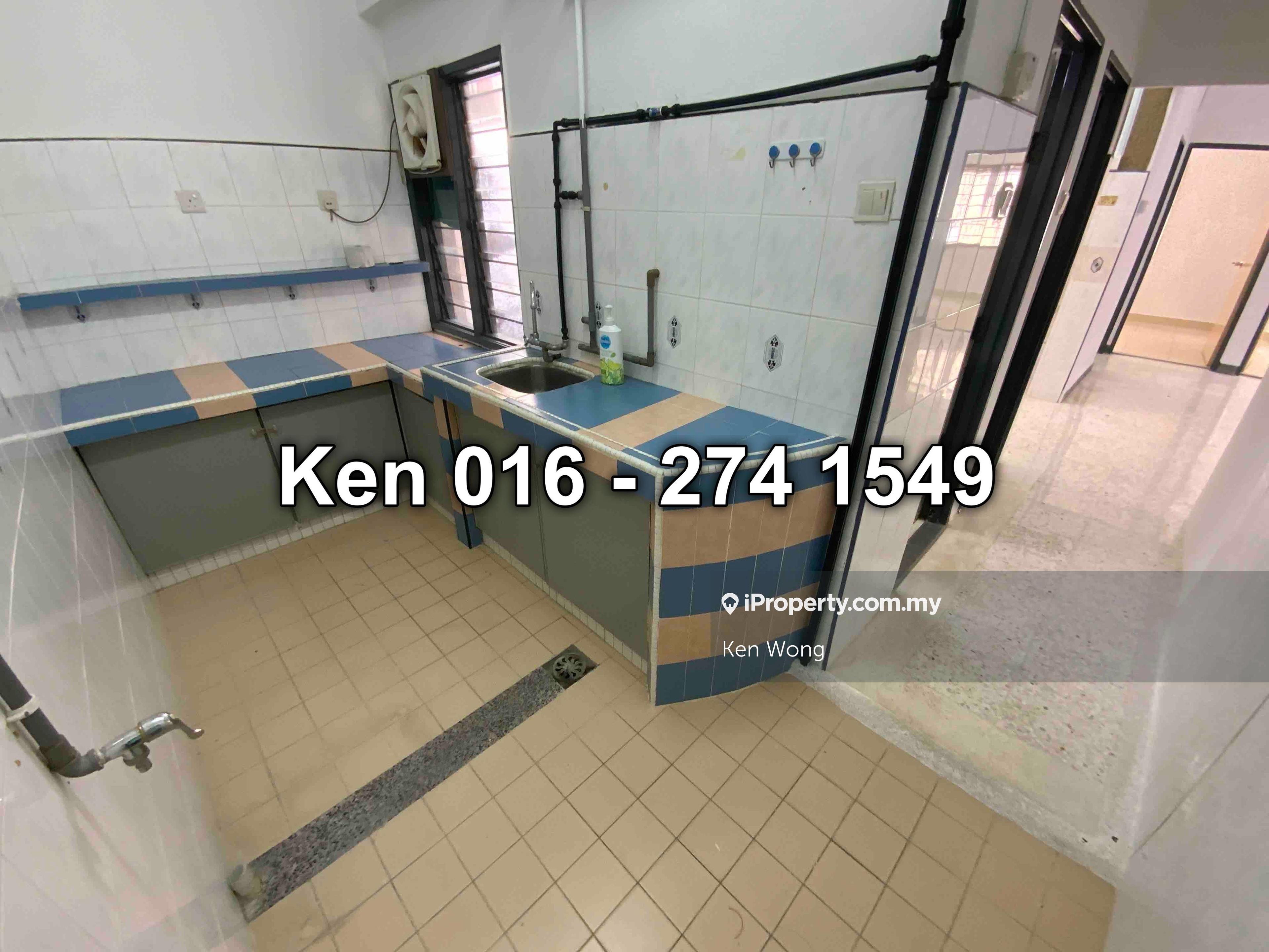 2nd Floor, Unit come with Kitchen Top, Well Maintenance Condition