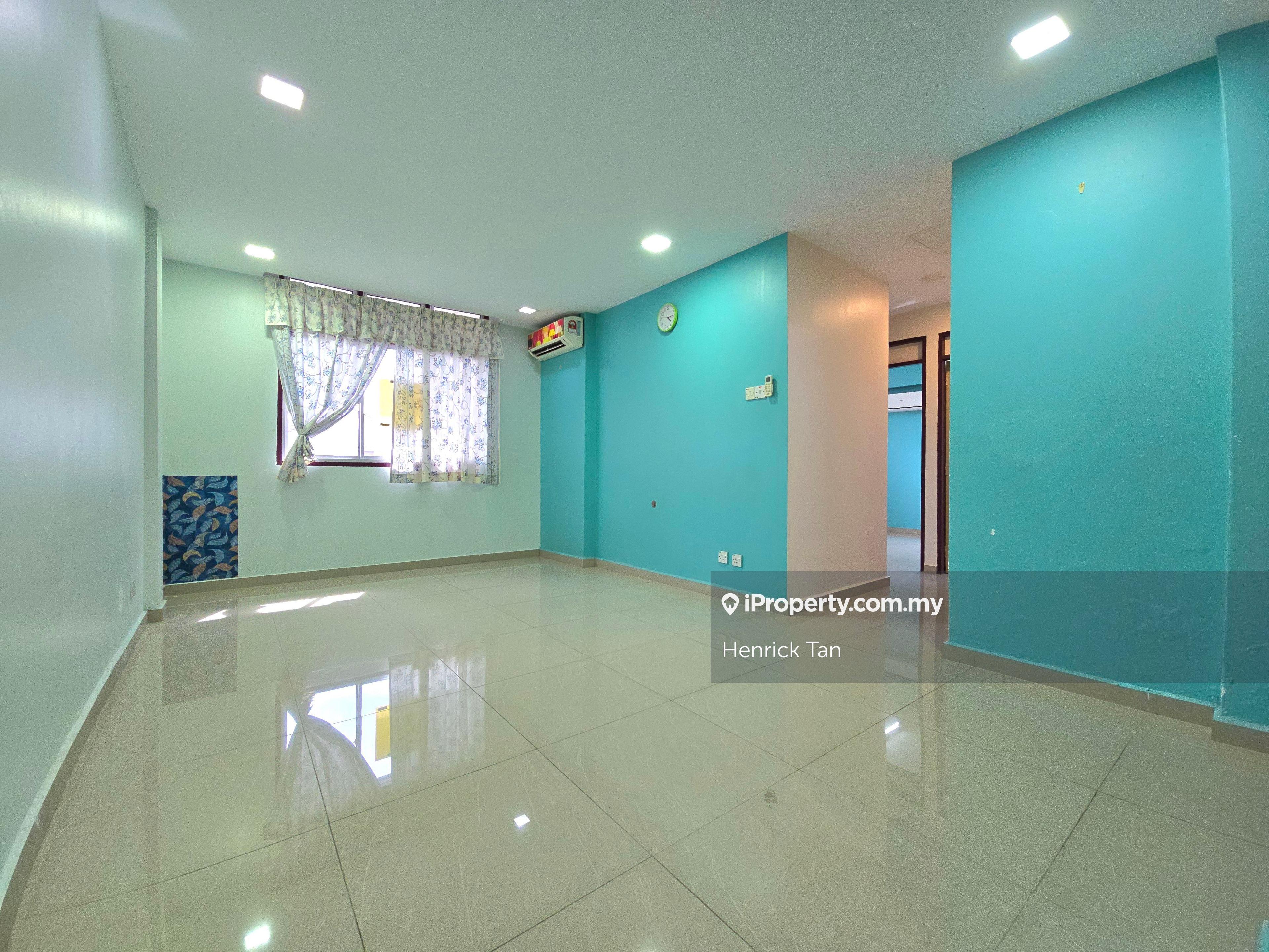 Renovated House, High floor, Got Strata title, Non bumi, 100%Loan