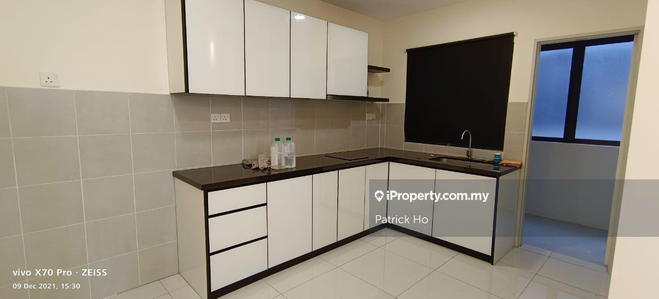 Suria Putra Residences Kelab Rahman Putra Golf Club