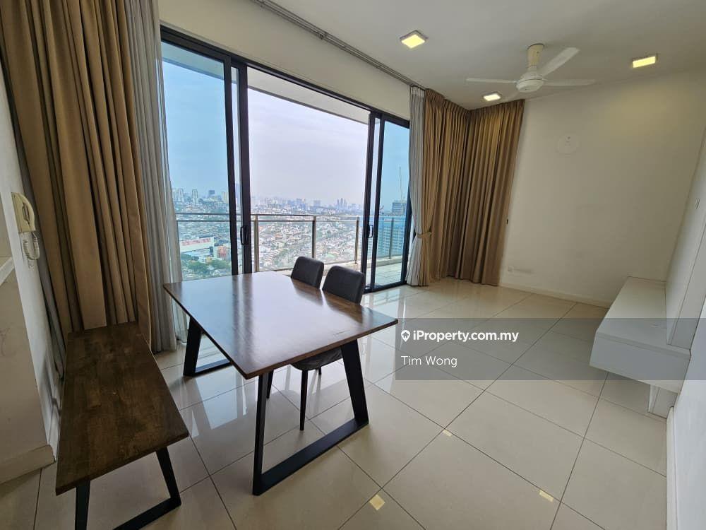High floor! corner lot, 1130sf with Bangsar view!