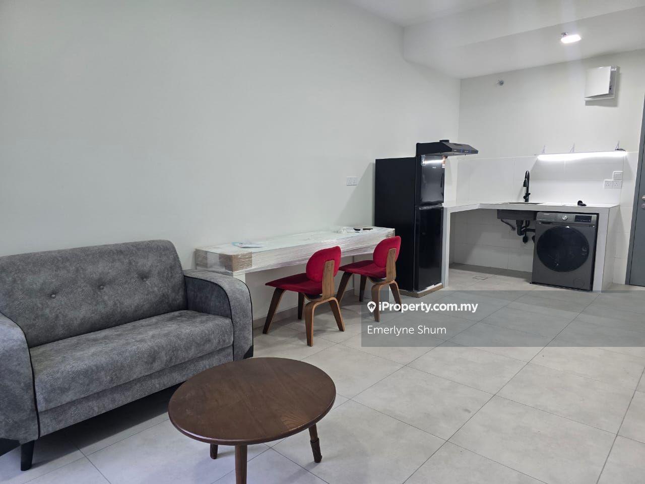 Meta City Room For Rent