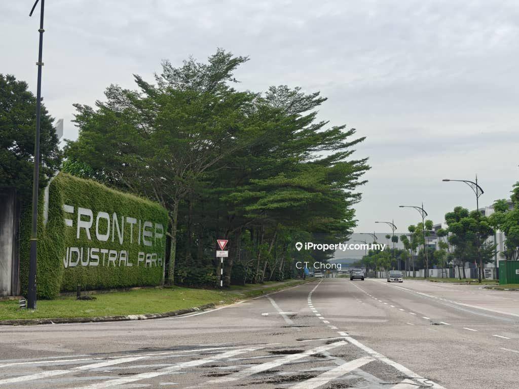 Semi-D Factory For Rent