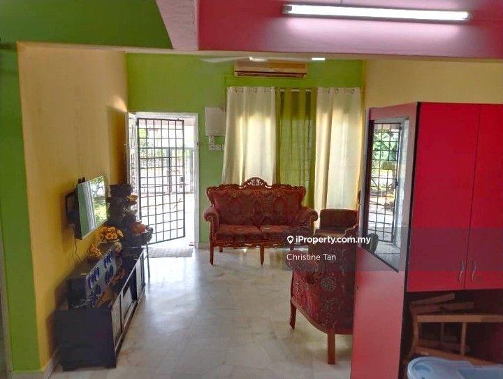 Freehold 1.5-Storey Terrace @ Subang Jaya